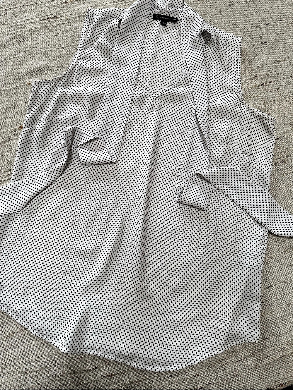 Adrianna Papell Polka Dot Tie Neck Sleeveless Blouse White & Black - Small